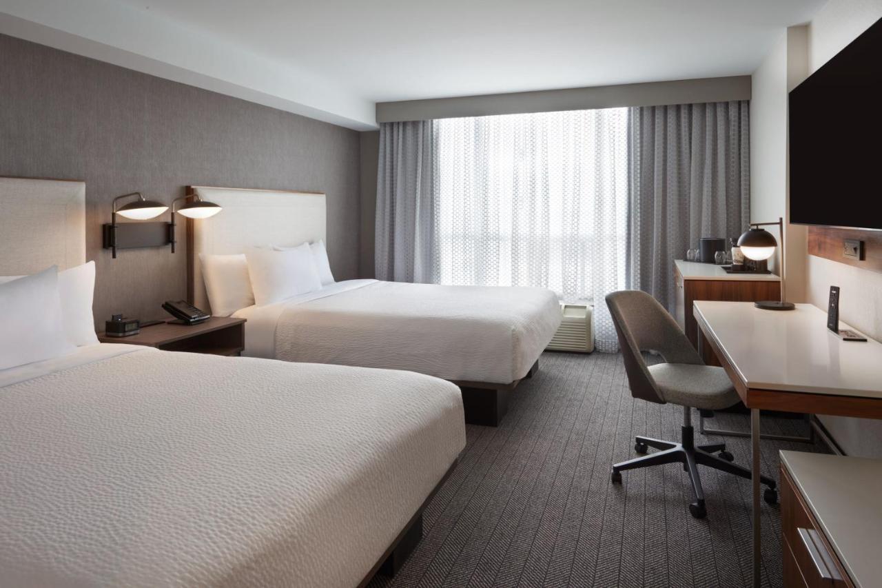 Courtyard By Marriott Kitchener Ξενοδοχείο Εξωτερικό φωτογραφία