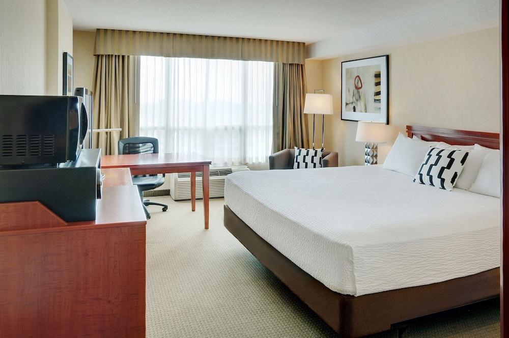 Courtyard By Marriott Kitchener Ξενοδοχείο Εξωτερικό φωτογραφία